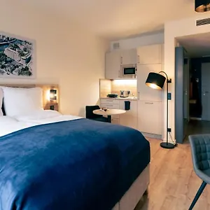Nena Spreeblau Apartment Berlin